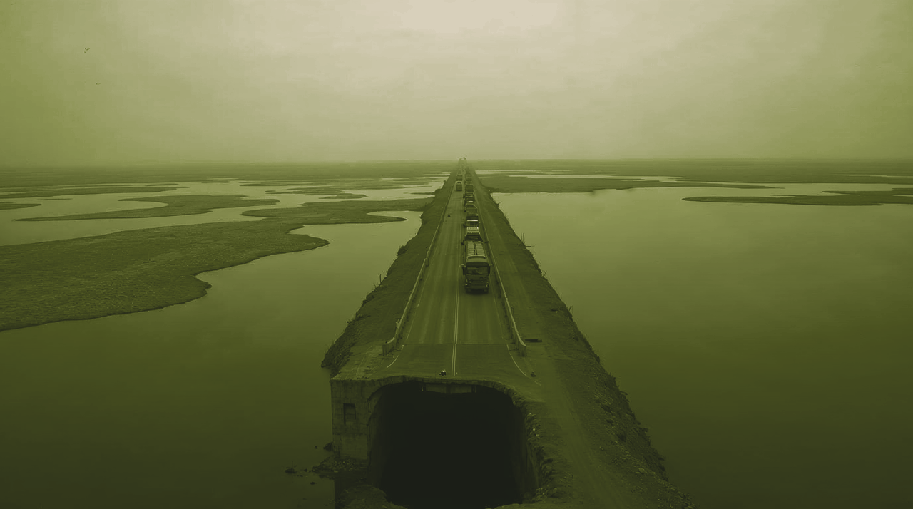 Ukraine hits Arabat Spit crossing after twice halting Chonhar, closing two roads to Crimea