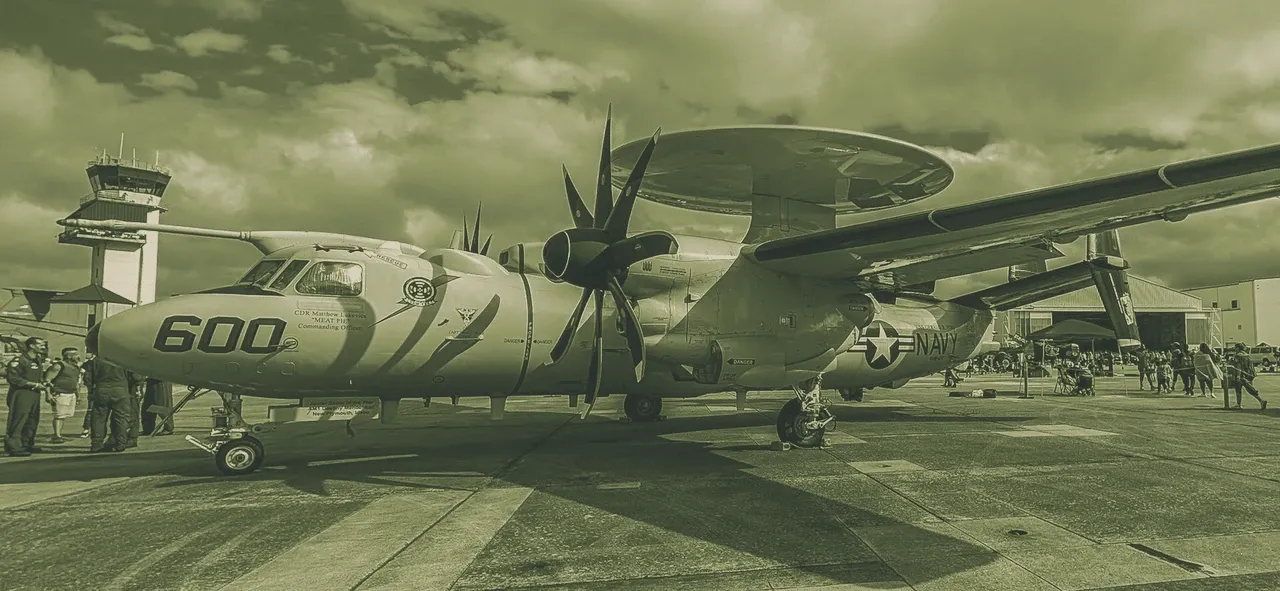 E-2 Hawkeye