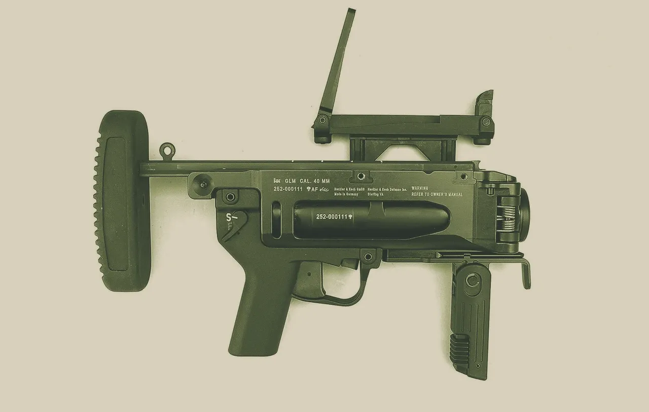 M320