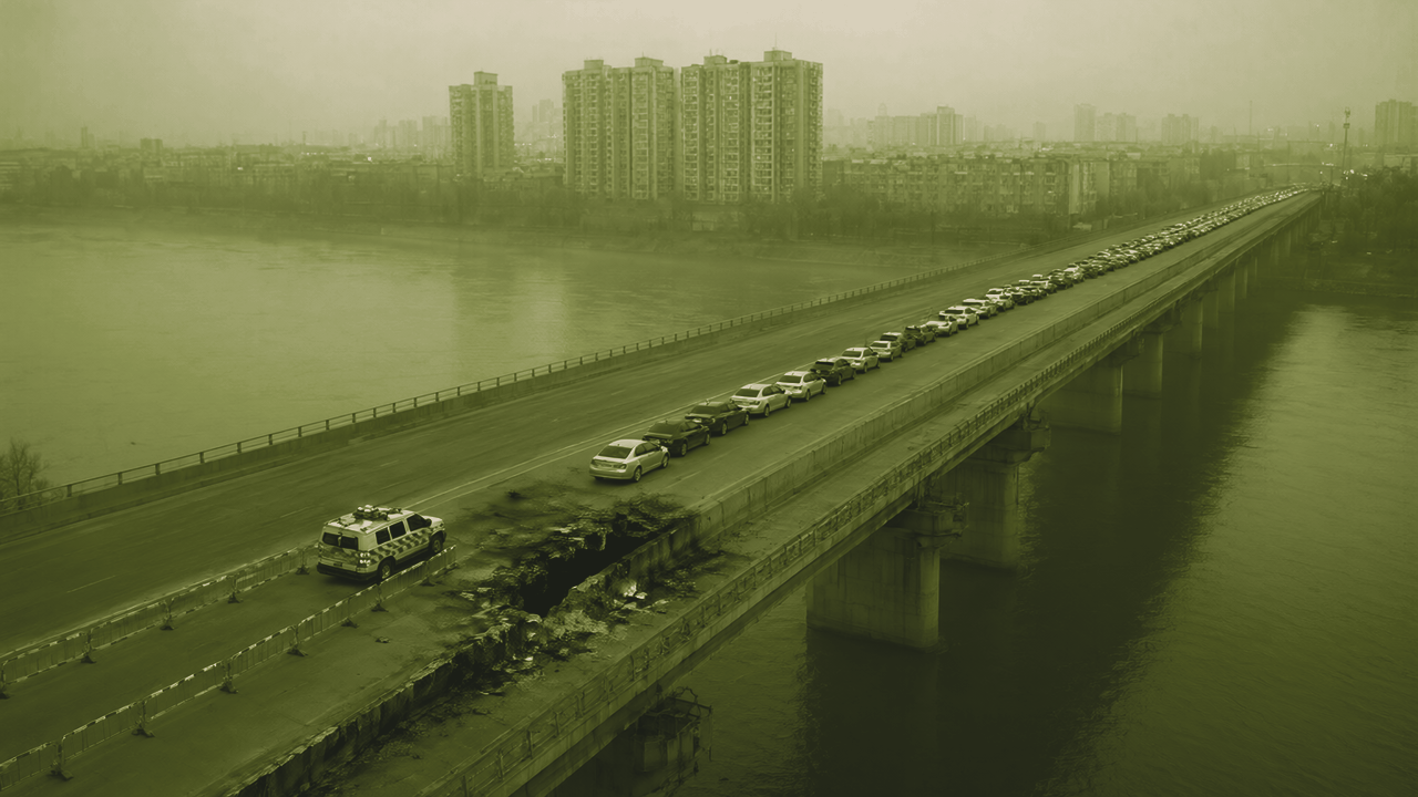 Russian Drones Hit Kyiv's Southern Bridge a Fourth Time, Restricting Three Dnipro Crossings